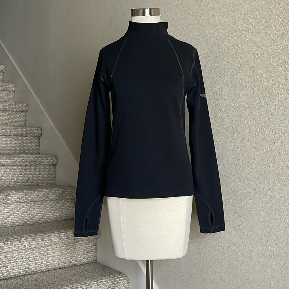 The North Face Sz M Women’s Black Flight Series Pullover Mock-neck Long Sleeve